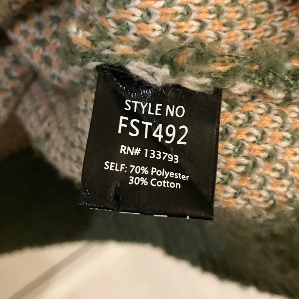 NWOT POL Floral Sweater with Hoodie - Picture 9 of 9
